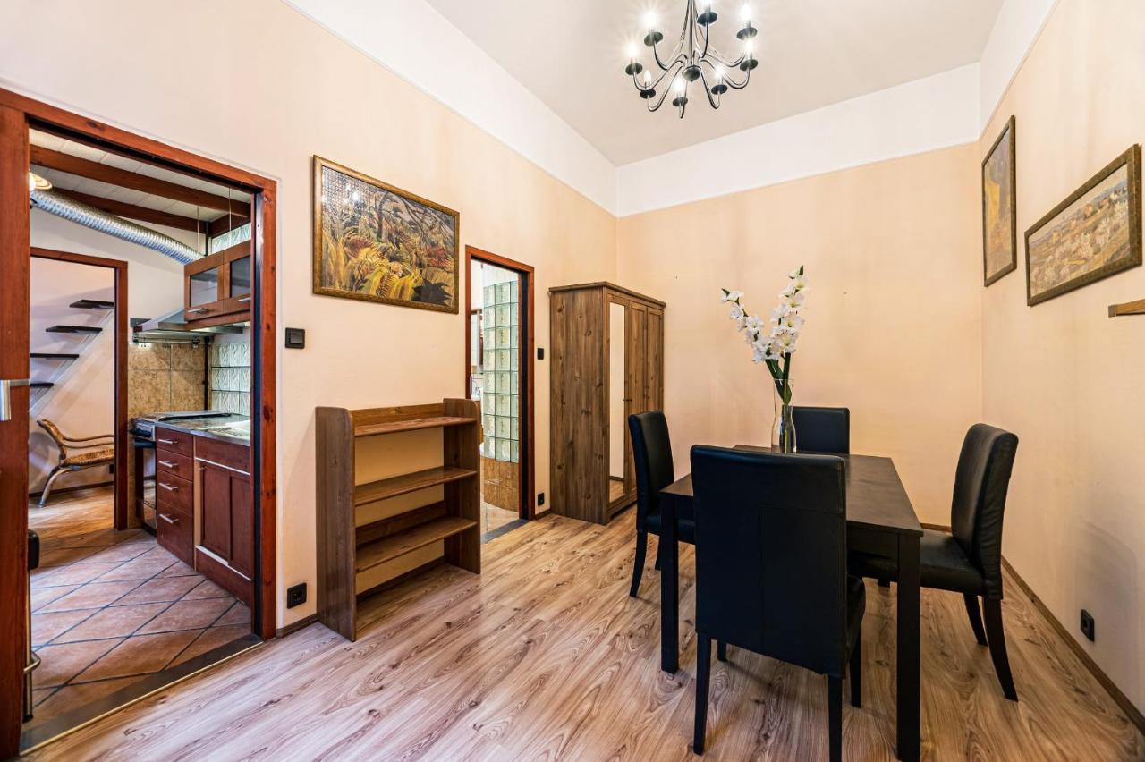 Oktogon Beautiful Relaxing Apartment Budapeste Exterior foto